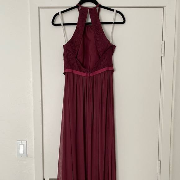 David’s Bridal - Bridesmaids dress - Wine red - Style F19608 - Only Worn 1Time!! - Picture 4 of 7